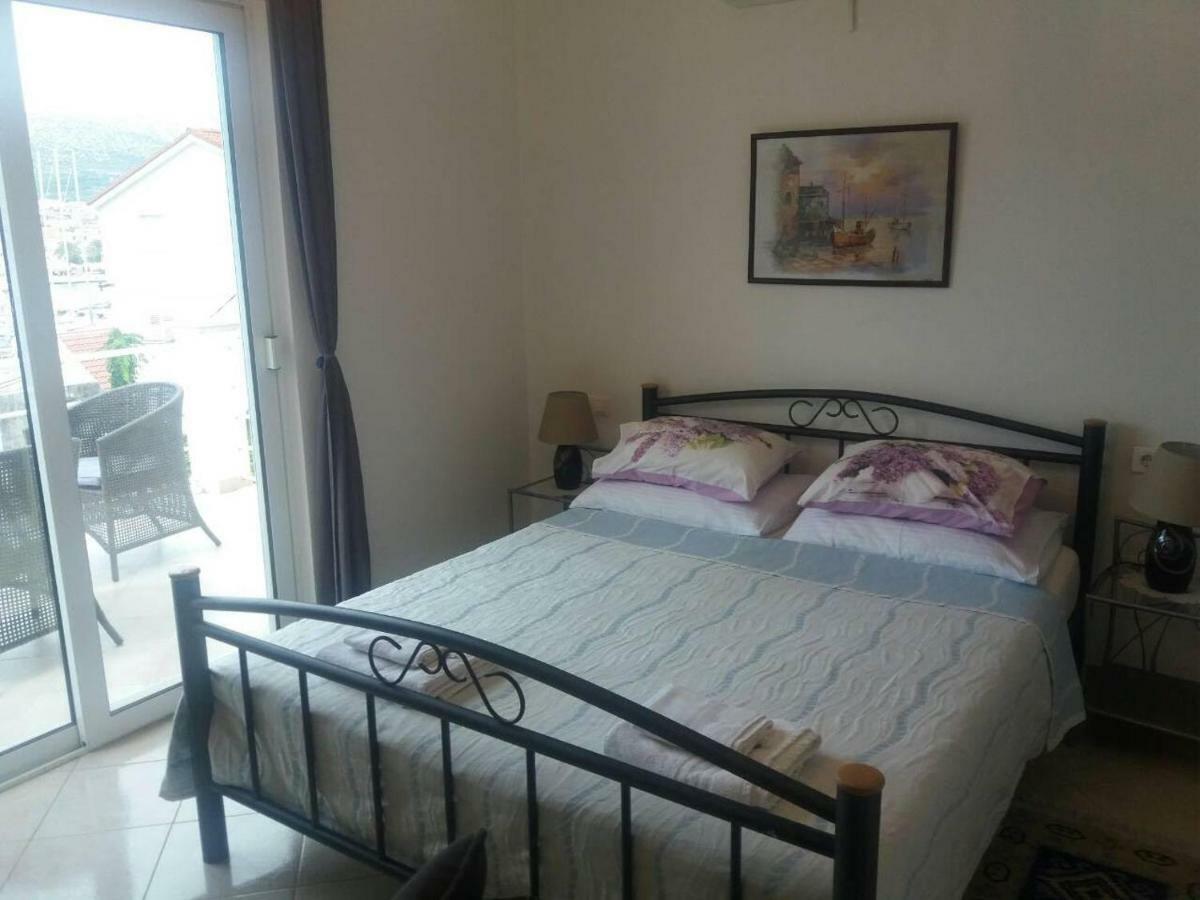 Apartma Espero *